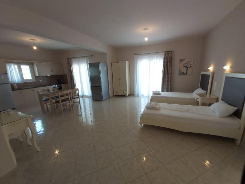 Konstantinos Apartments Аммудия Экстерьер фото