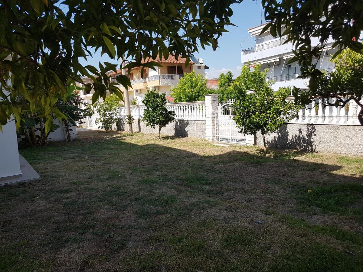 Konstantinos Apartments Аммудия Экстерьер фото