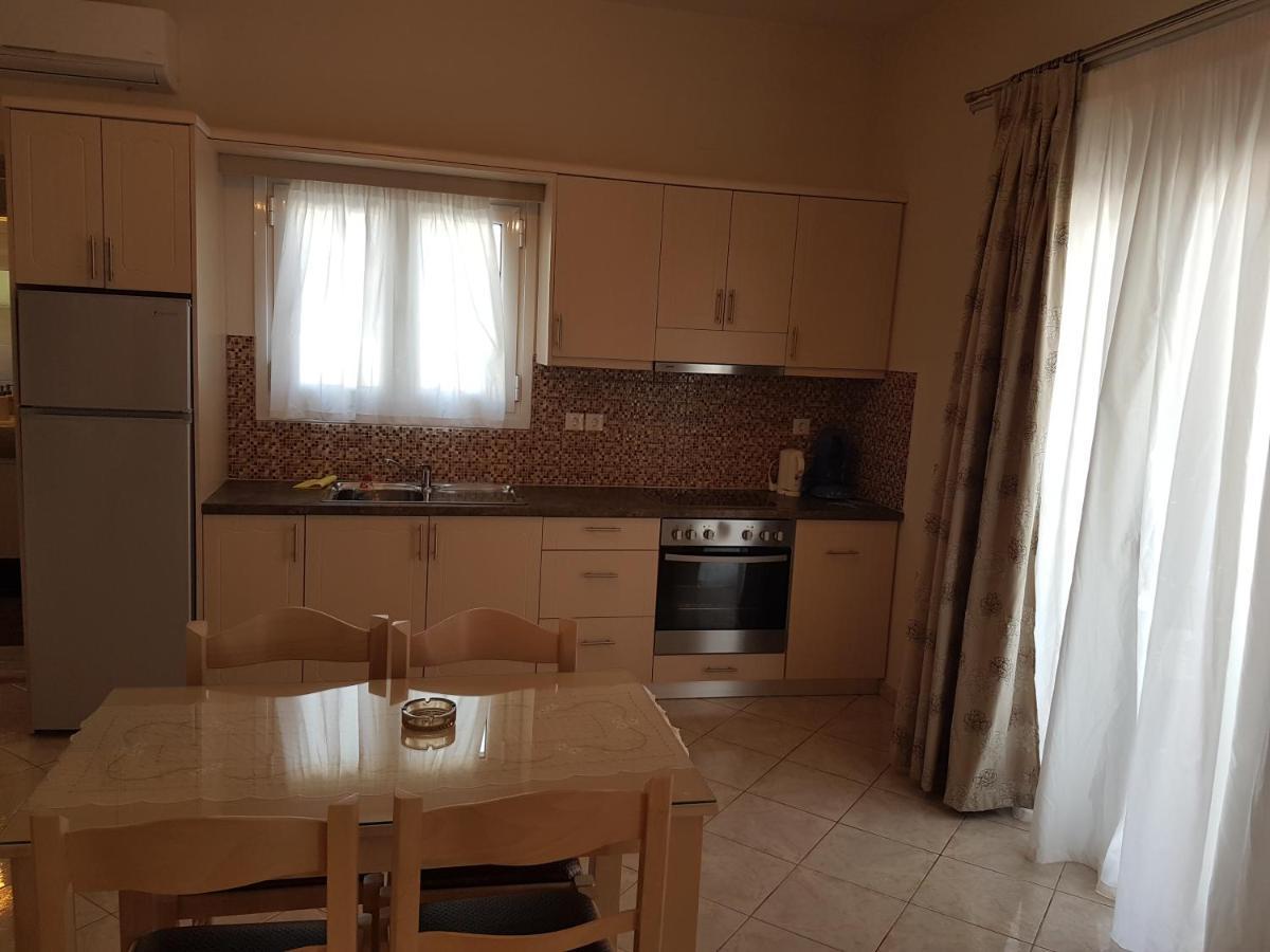 Konstantinos Apartments Аммудия Экстерьер фото