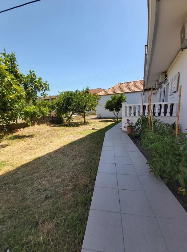 Konstantinos Apartments Аммудия Экстерьер фото