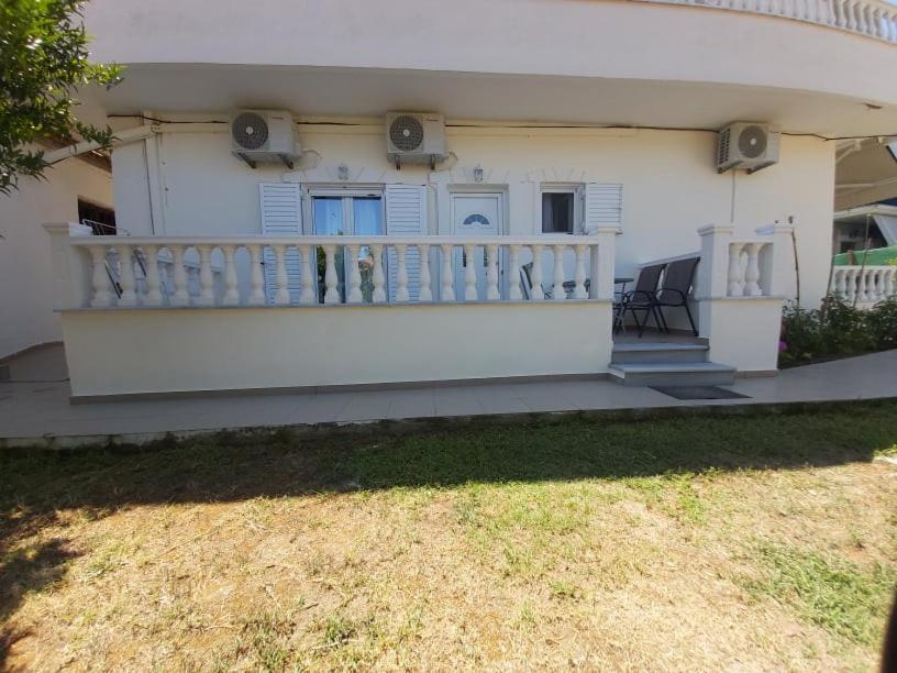 Konstantinos Apartments Аммудия Экстерьер фото