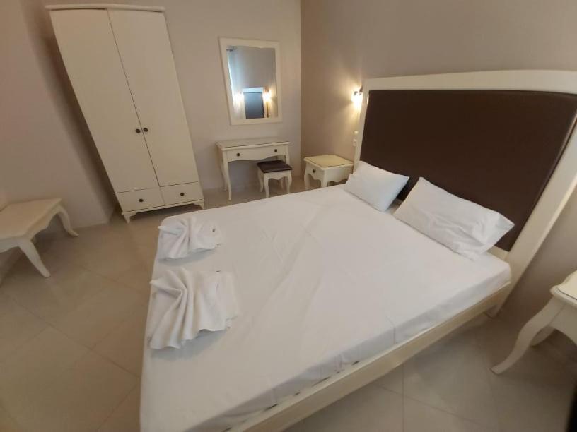 Konstantinos Apartments Аммудия Номер фото